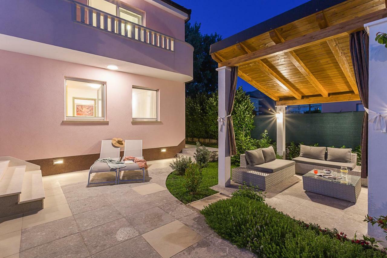 Villa Sweet Home Marija With Heated Pool Split Eksteriør billede